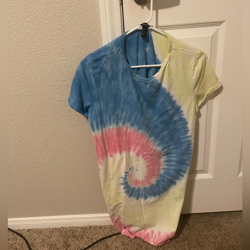 T-shirt style dress